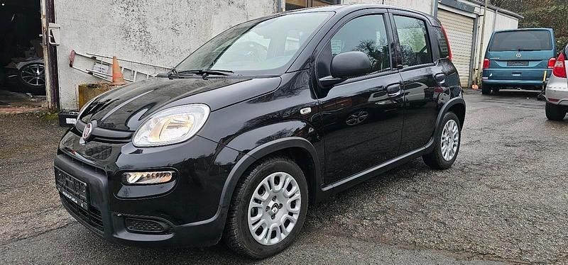 Gebraucht Fiat Panda 71 PS (52 kW) 2024 Schwarz Kleinwagen