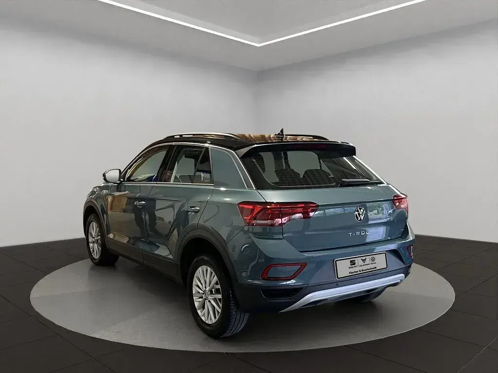 Gebraucht VW T-Roc Life 150 PS (110 kW) 2025 Petroleum blue SUV