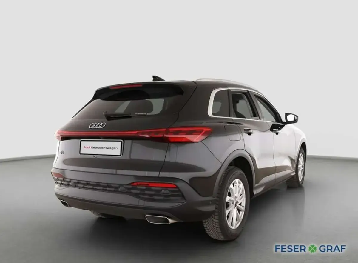 Gebraucht Audi Q5 Comfort 204 PS (150 kW) 2025 Mythosschwarz metallic SUV