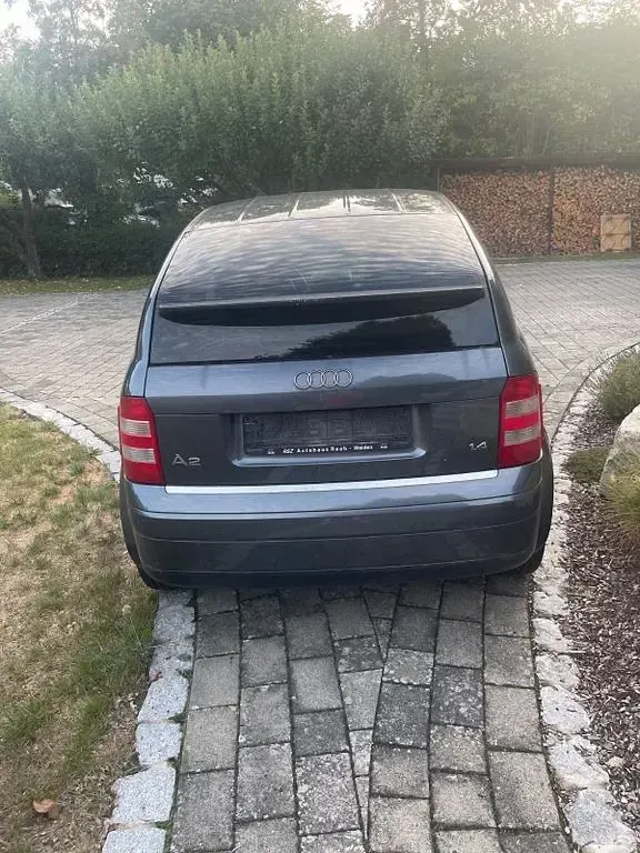 Gebraucht Audi A2 75 PS (55 kW) 2005 Grau Kleinwagen