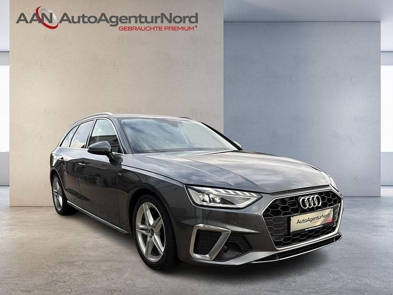Gebraucht Audi A4 S-Line 204 PS (150 kW) 2023 Grau Limousine