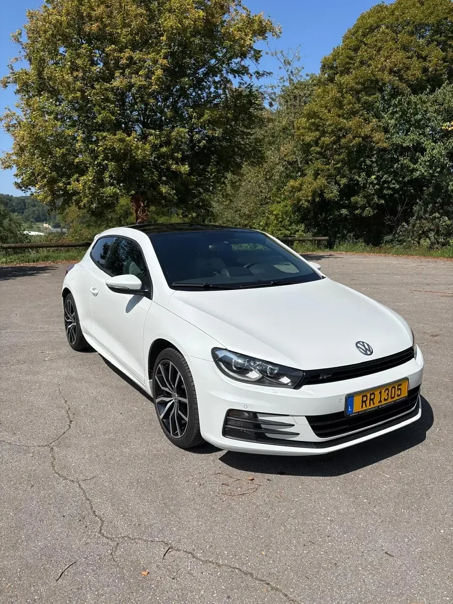 Gebraucht VW Scirocco 184 PS (135 kW) 2017 Weiß Coupé