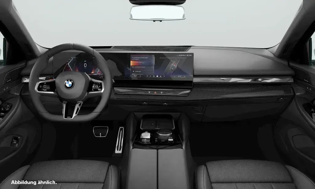 Gebraucht BMW 520 M Sport 197 PS (144 kW) 2025 Grau Kombi