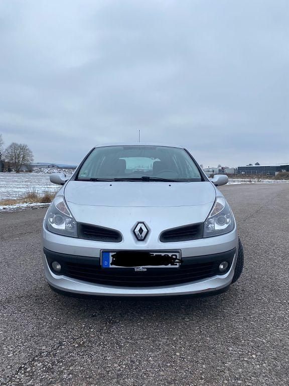 Gebraucht Renault Clio II 88 PS (64 kW) 2006 Grau Limousine