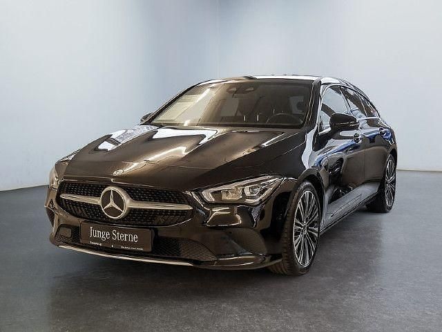 Gebraucht 2022 Mercedes CLA220 Shooting Brake Kombi | 29.970 € (Fairer Preis) - Bild 1/4