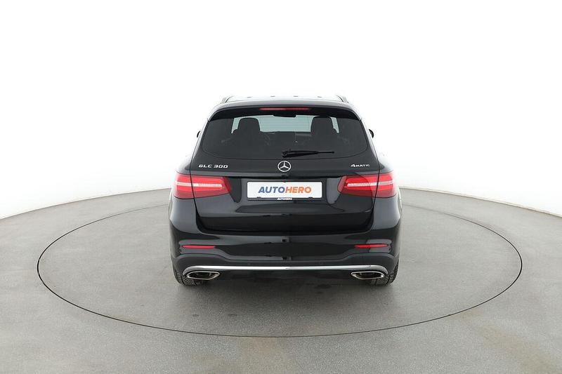 Gebraucht Mercedes GLC300 AMG line 245 PS (180 kW) 2017 Schwarz SUV