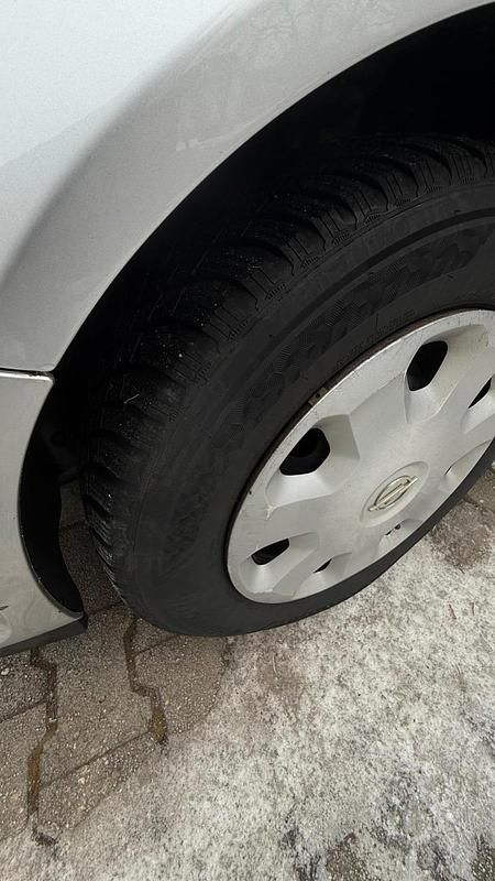 Gebraucht Opel Astra 101 PS (74 kW) 2004 Silber Kombi