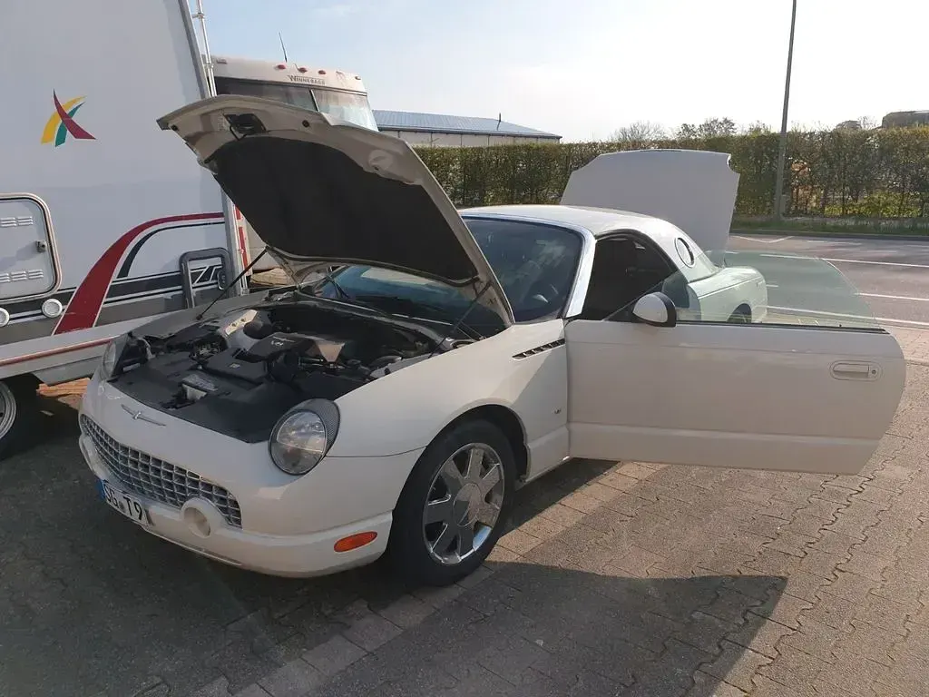 Gebraucht Ford Thunderbird 284 PS (208 kW) 2003 Weiß Cabrio