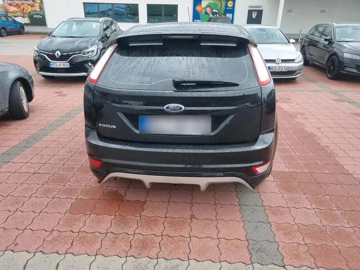 Gebraucht Ford Focus 150 PS (110 kW) 2009 Schwarz Limousine