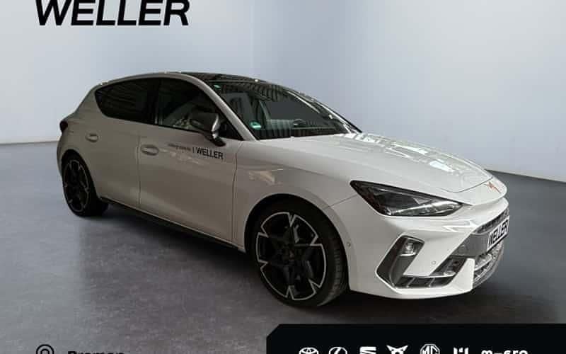 Weiß Gebraucht 2025 Cupra Leon VZ Limousine | 39.999 € (Superpreis) - Bild 1/4