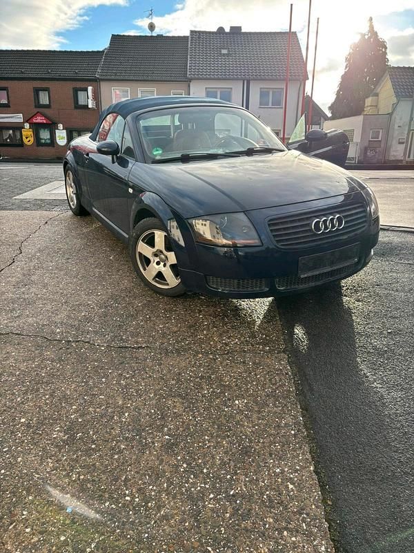 Blau Gebraucht 2002 Audi TT Cabrio | 4.999 € (Fairer Preis) - Bild 1/4