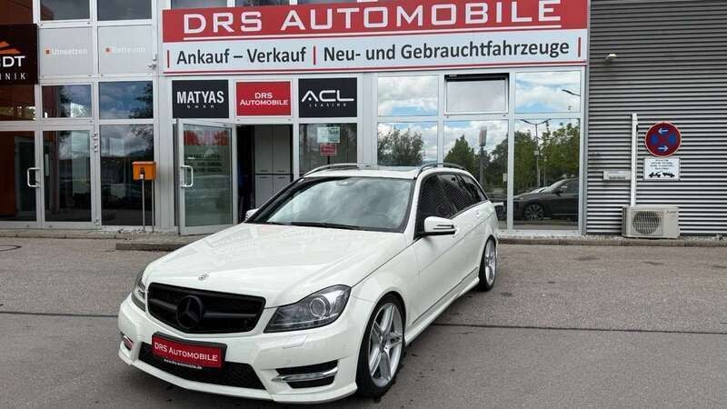 Weiß Gebraucht 2011 Mercedes C300 AMG line Kombi | 11.990 € (Guter Preis) - Bild 1/4