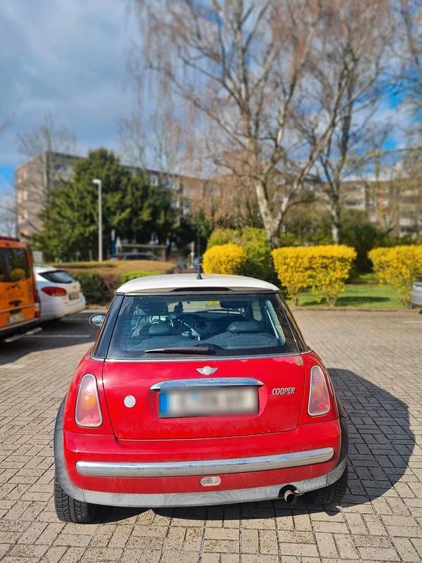 Second-hand Mini Cooper 116 CP (85 kW) 2002 Roșu Hatchback