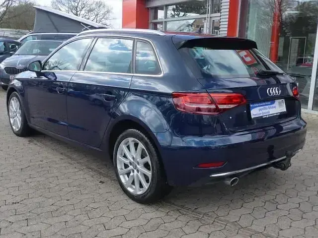 Brugt Audi A3 Design 116 HK (85 kW) 2019 Blå Sedan