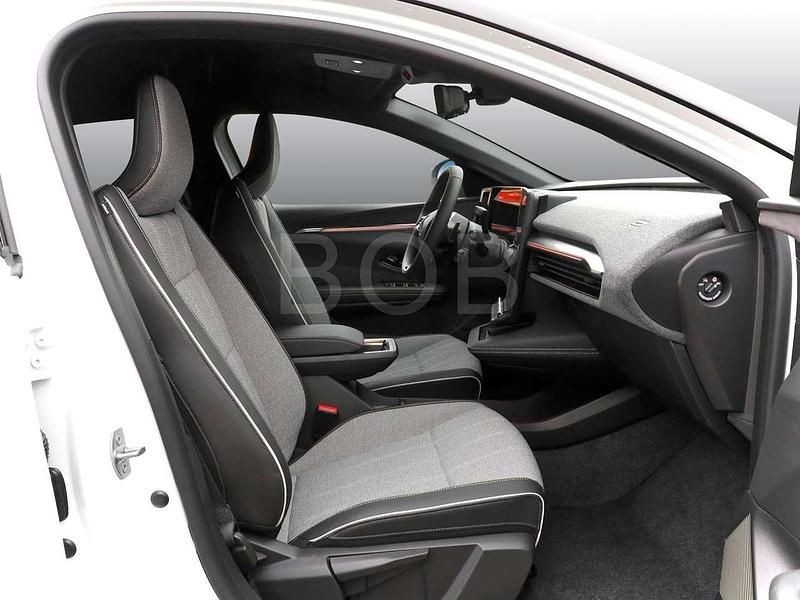 Gebraucht Renault Megane E-Tech Techno 160 kW (218 PS) 2023 Arktisweiß + dach black pearl Limousine