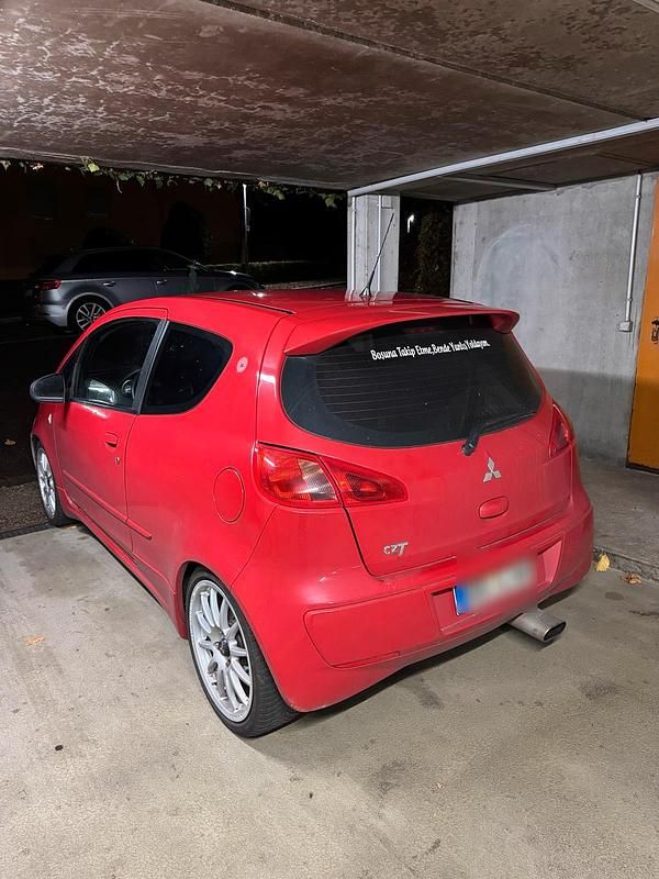 Rot Gebraucht 2006 Mitsubishi Colt Kleinwagen | 4.999 € - Bild 1/4