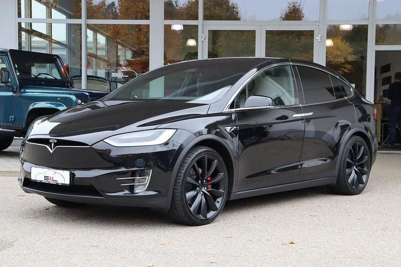 Schwarz Gebraucht 2018 Tesla Model X SUV | 47.900 € - Bild 1/4