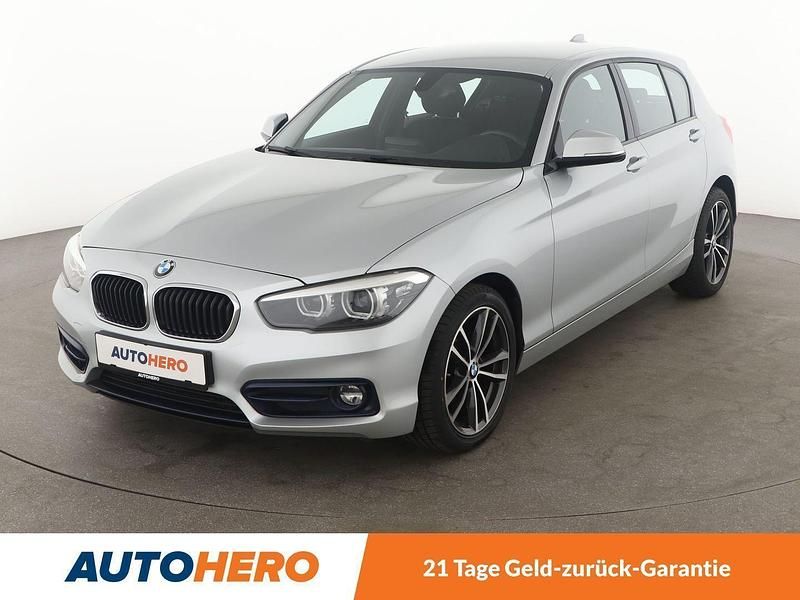 Silber Gebraucht 2018 BMW 118 Sport Line Kleinwagen | 18.790 € (Fairer Preis) - Bild 1/3