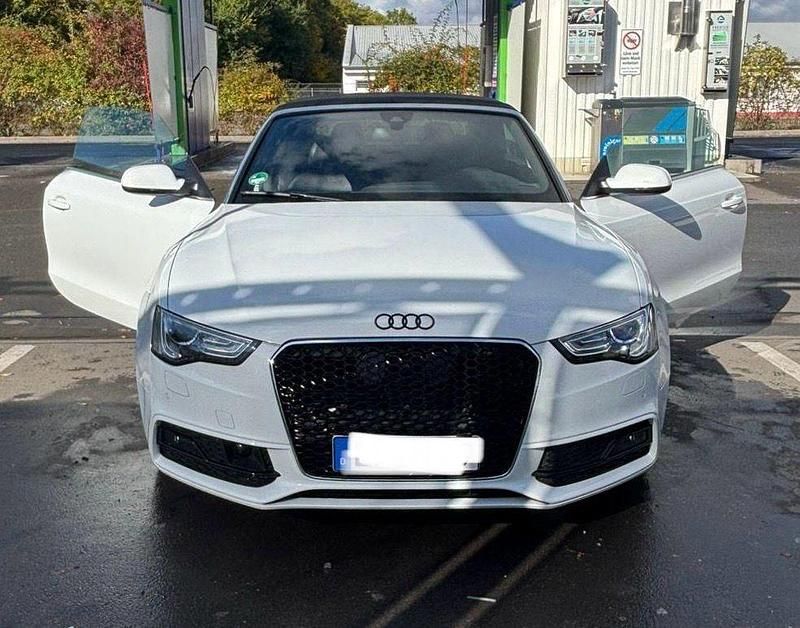 Weiß Gebraucht 2012 Audi A5 Cabriolet S-Line Cabrio | 12.500 € (Guter Preis) - Bild 1/4