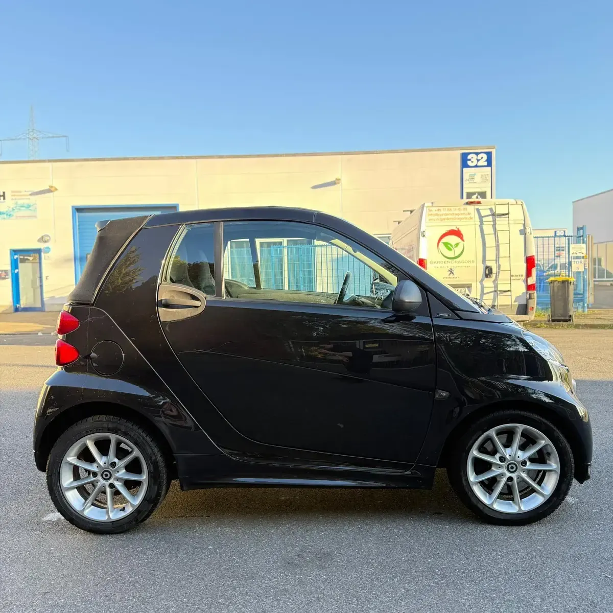 Gebraucht Smart ForTwo Cabrio 71 PS (52 kW) 2012 Schwarz Cabrio