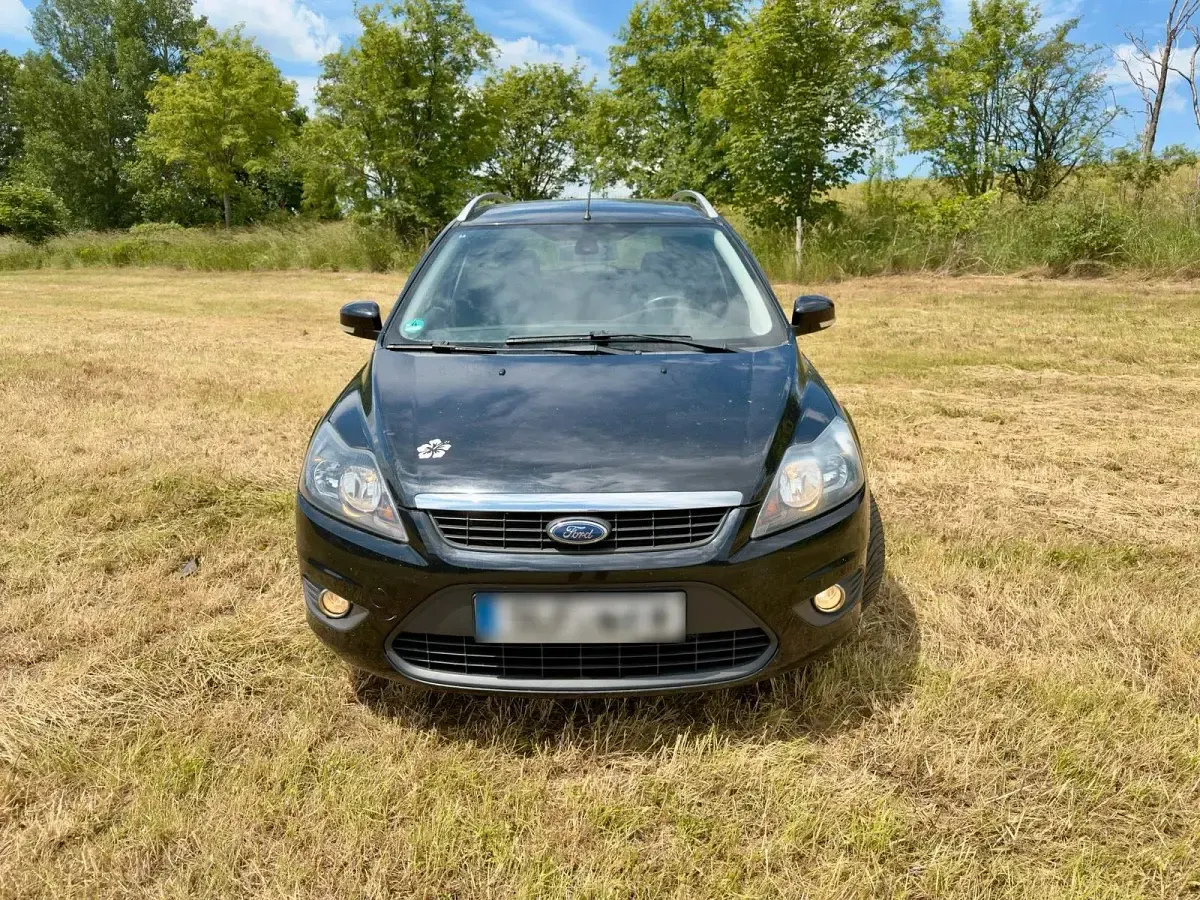 Gebraucht Ford Focus 125 PS (91 kW) 2009 Schwarz Kombi
