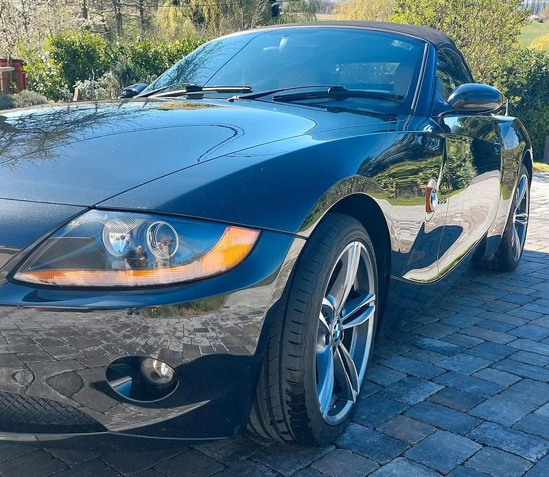 Gebraucht BMW Z4 170 PS (125 kW) 2005 Schwarz Cabrio