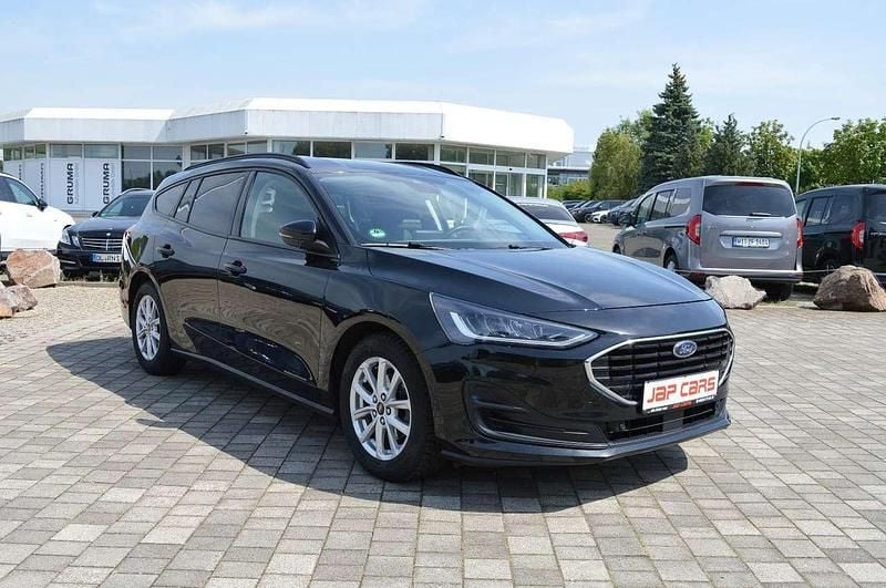 Obsidanschwarz Gebraucht 2022 Ford Focus Cool & Connect Kombi | 14.990 € (Guter Preis) - Bild 1/4