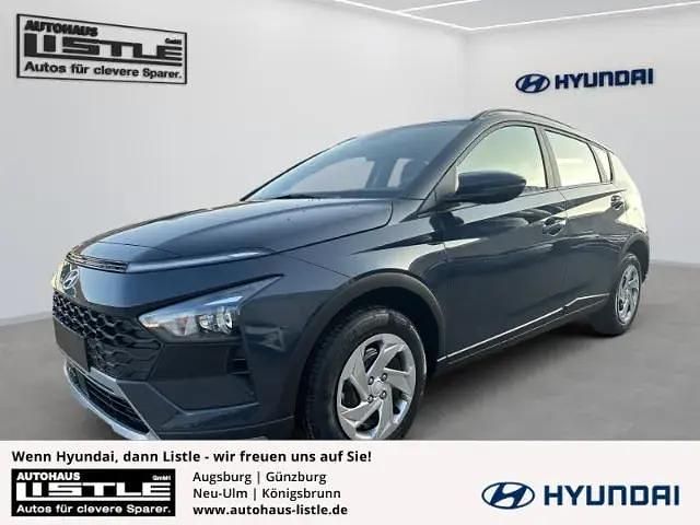 Mangrove green (gruen) Neu 2024 Hyundai Bayon Select SUV | 19.985 € (Guter Preis) - Bild 1/4