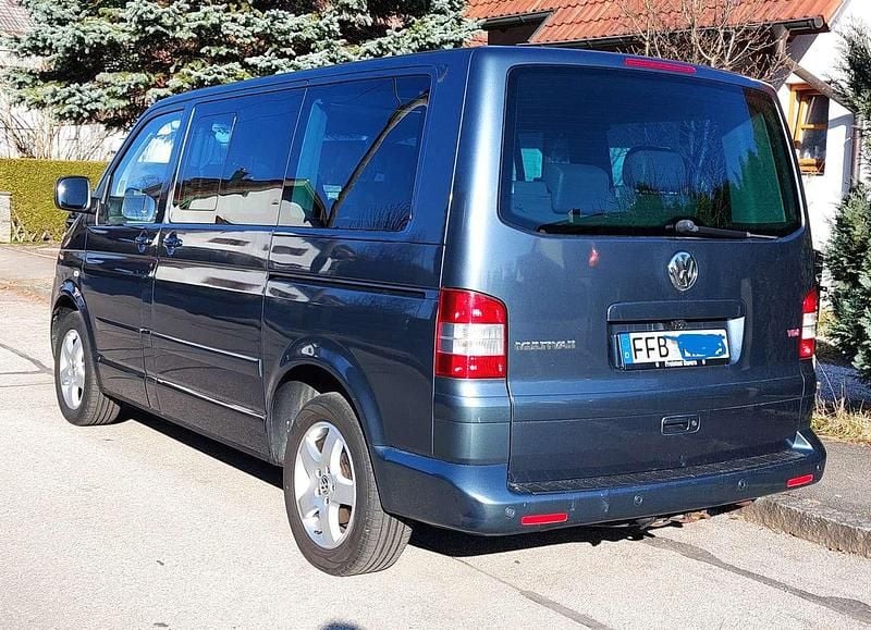 Gebraucht VW T5 Highline 174 PS (127 kW) 2007 Grau Van