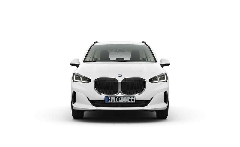 Gebraucht BMW 220 Active Tourer 156 PS (114 kW) 2025 Alpinweiß uni Van / Kleinbus