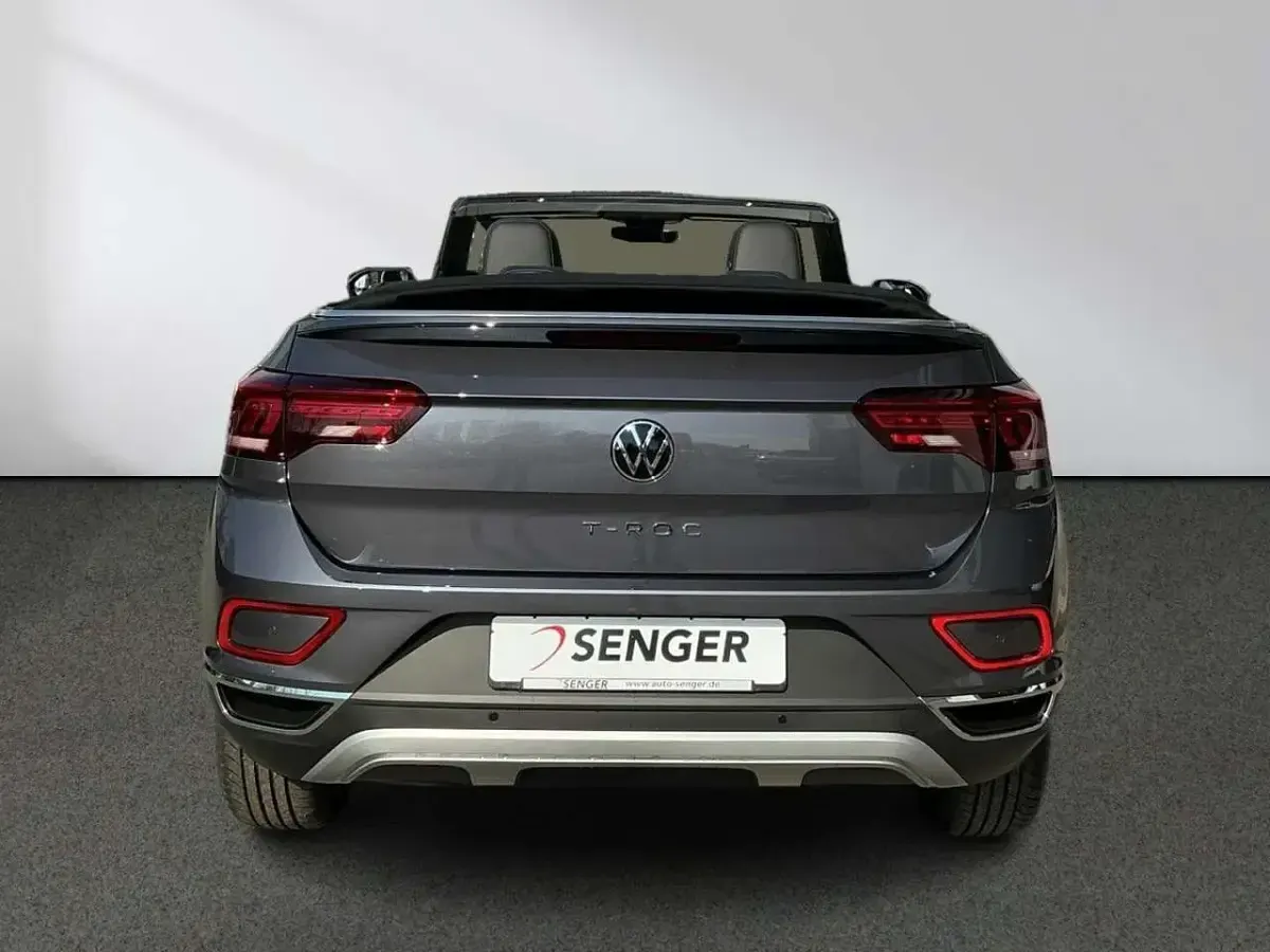 Neu VW T-Roc Cabriolet 150 PS (110 kW) 2026 Deep black perleffekt / sch... Cabrio