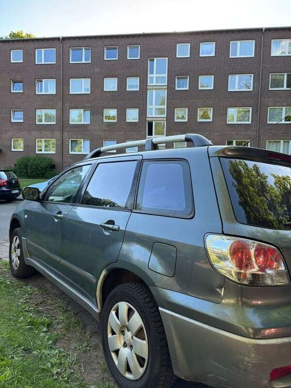Gebraucht 2005 Mitsubishi Outlander Invite SUV | 2.200 € (Superpreis) - Bild 1/3