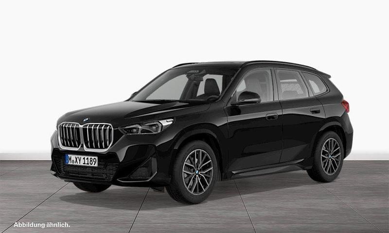 Saphirschwarz Gebraucht 2022 BMW X1 M Sport SUV | 36.980 € (Teuer) - Bild 1/3