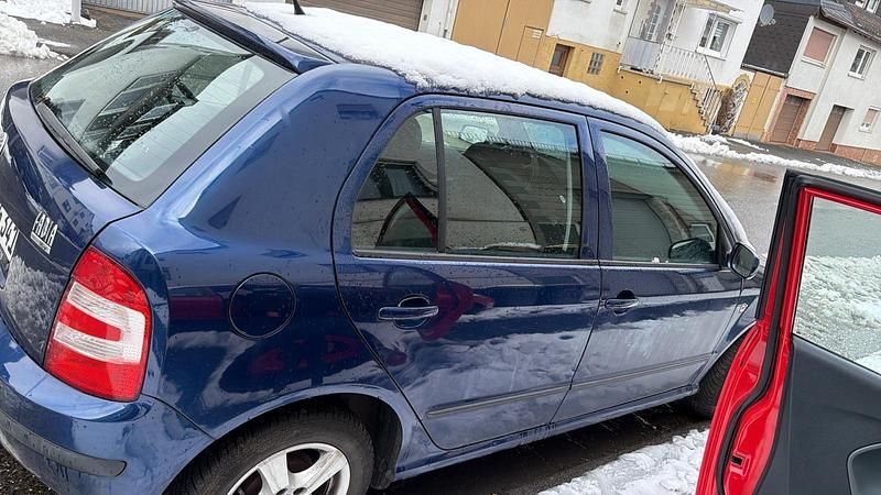 Gebraucht Skoda Fabia 2006 Blau Limousine