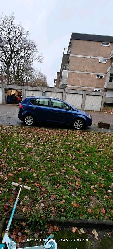 Blau Gebraucht 2005 Seat Altea Van / Kleinbus | 800 € (Superpreis) - Bild 1/4