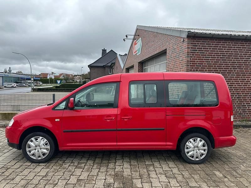 Gebraucht VW Caddy Maxi 105 PS (77 kW) 2009 Rot Van / Kleinbus