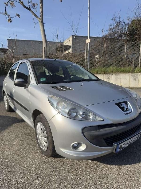 Gebraucht Peugeot 206+ 60 PS (44 kW) 2011 Kleinwagen
