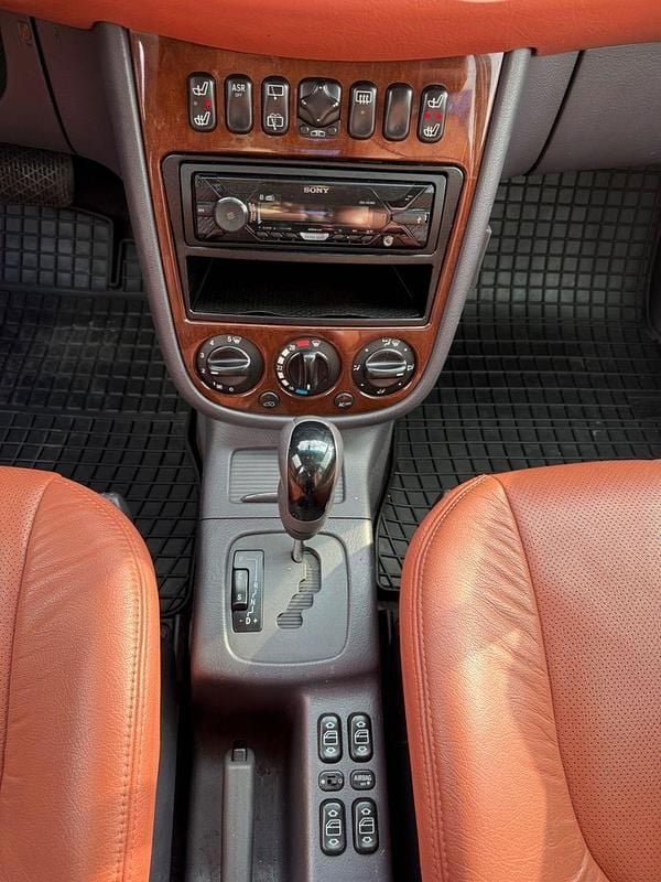 Gebraucht Mercedes A190 Elegance 125 PS (91 kW) 2002 Blau Kleinwagen