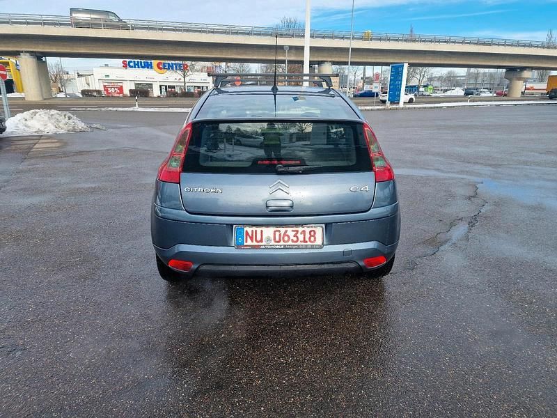 Used Citroën C4 101 HP (74 kW) 2006 Blue Coupe