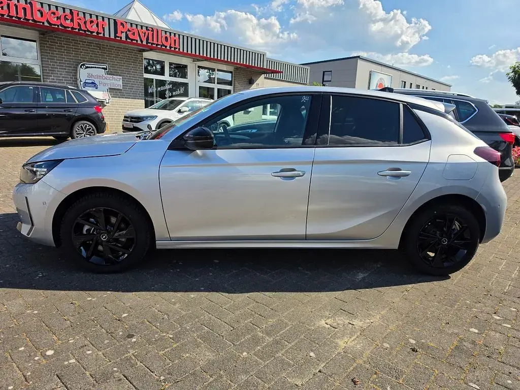 Gebraucht Opel Corsa 101 PS (74 kW) 2025 Silber Kleinwagen