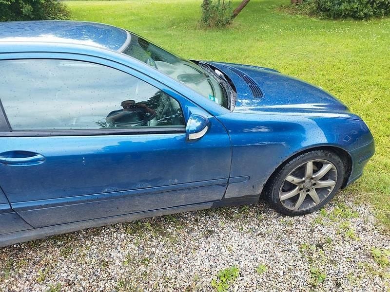 Blau Gebraucht 2001 Mercedes CL200 Coupé | 800 € (Superpreis) - Bild 1/4