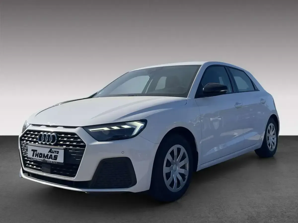 Gebraucht Audi A1 95 PS (69 kW) 2023 Cortinaweiß SUV