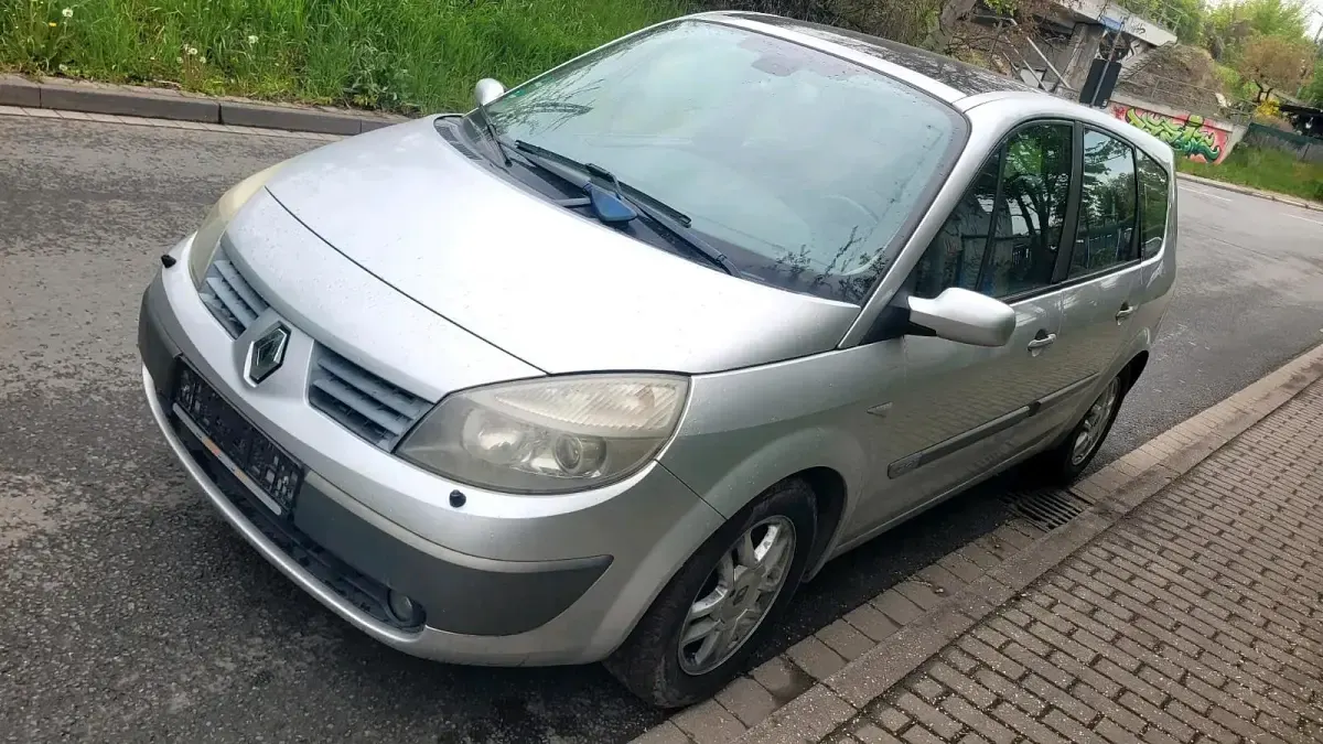 Gebraucht Renault Scenic E-Tech 135 PS (99 kW) 2006 Silber Limousine