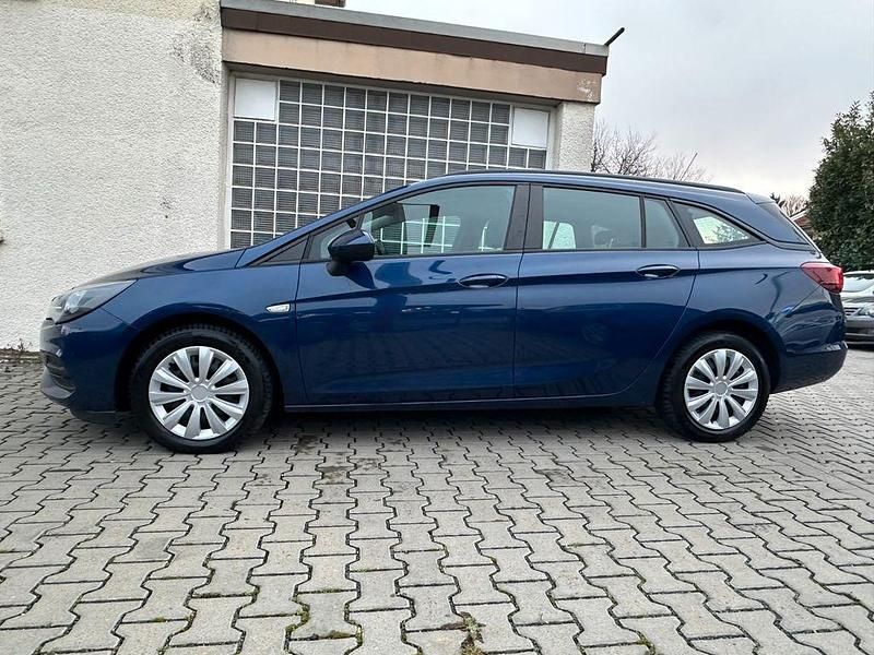 Gebraucht Opel Astra Edition 122 PS (89 kW) 2020 Blau Kombi