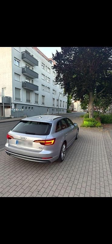 Brugt Audi A4 Design 190 HK (139 kW) 2018 Sølv Stationcar