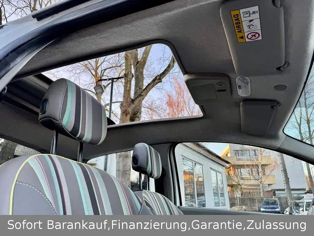 Używany Renault Twingo Dynamique 75 KM (55 kW) 2013 Biały Hatchback