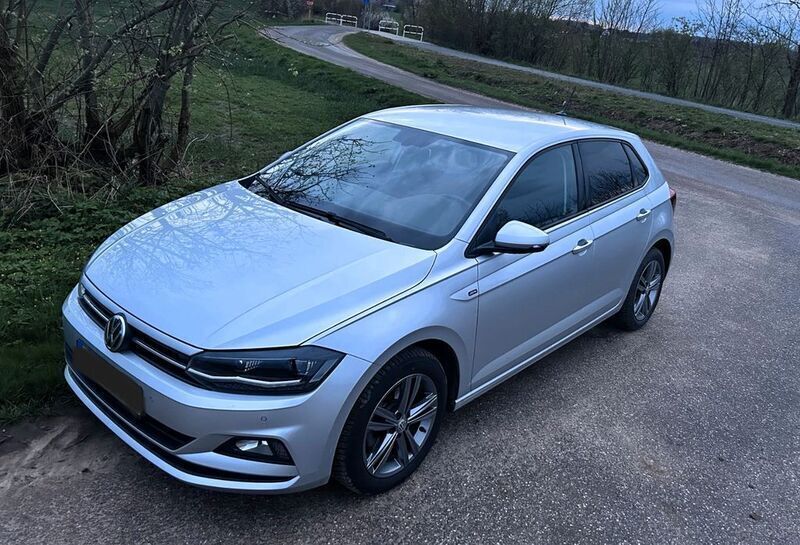 Silber Gebraucht 2019 VW Polo IQ Drive Kleinwagen | 15.200 € (Guter Preis) - Bild 1/4