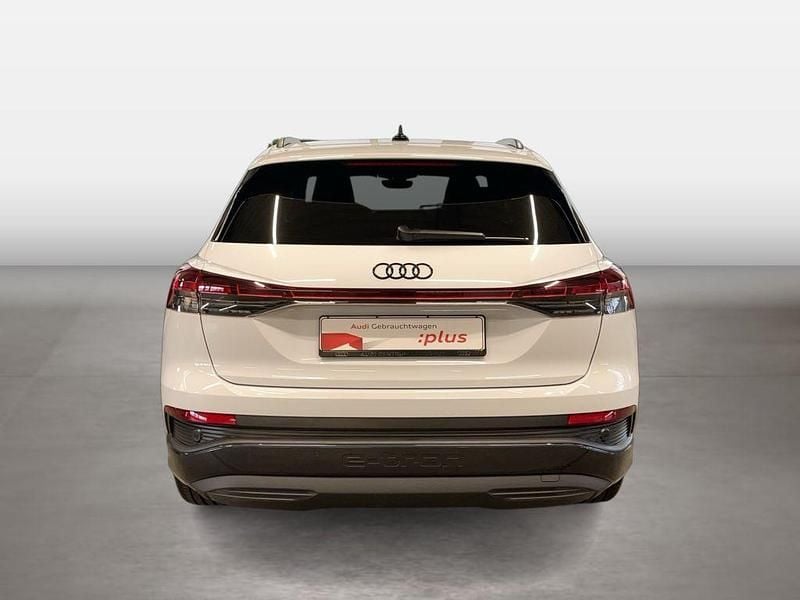 Second-hand Audi e-tron 210 kW (286 CP) 2025 Alb SUV