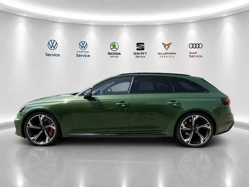 Gebraucht Audi RS4 Sport 450 PS (330 kW) 2019 Grün Kombi