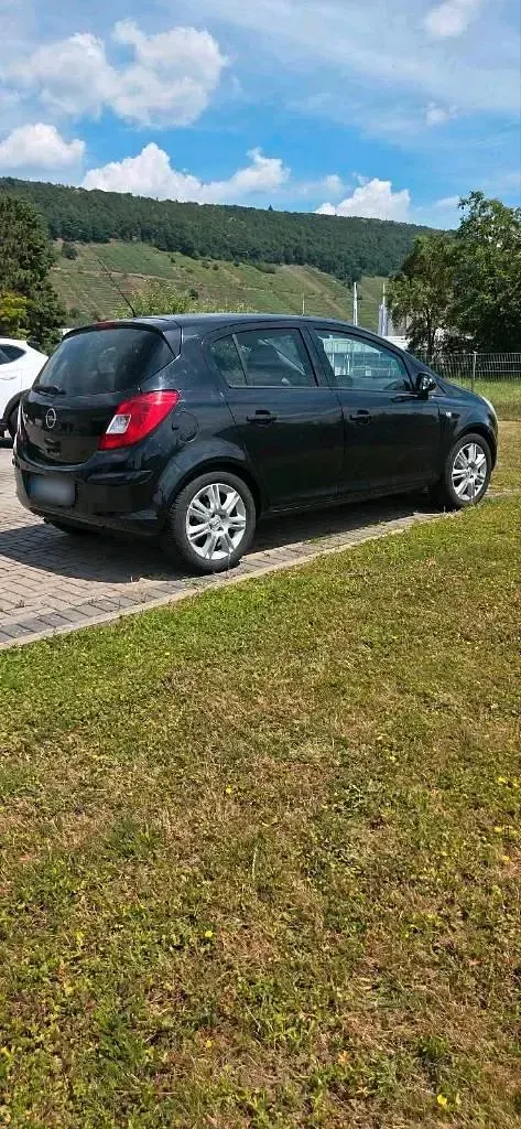 Gebraucht Opel Corsa 90 PS (66 kW) 2009 Schwarz Kleinwagen